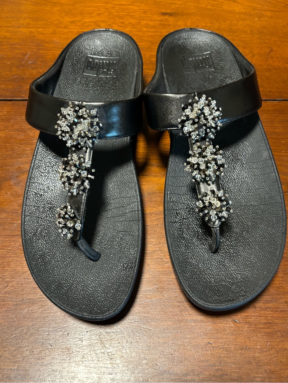 FitFlop Women’s Black Thong Slide Sandals Beaded Rhinestone Accents Size 10